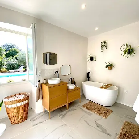 Maison D'exception Girondine Villa